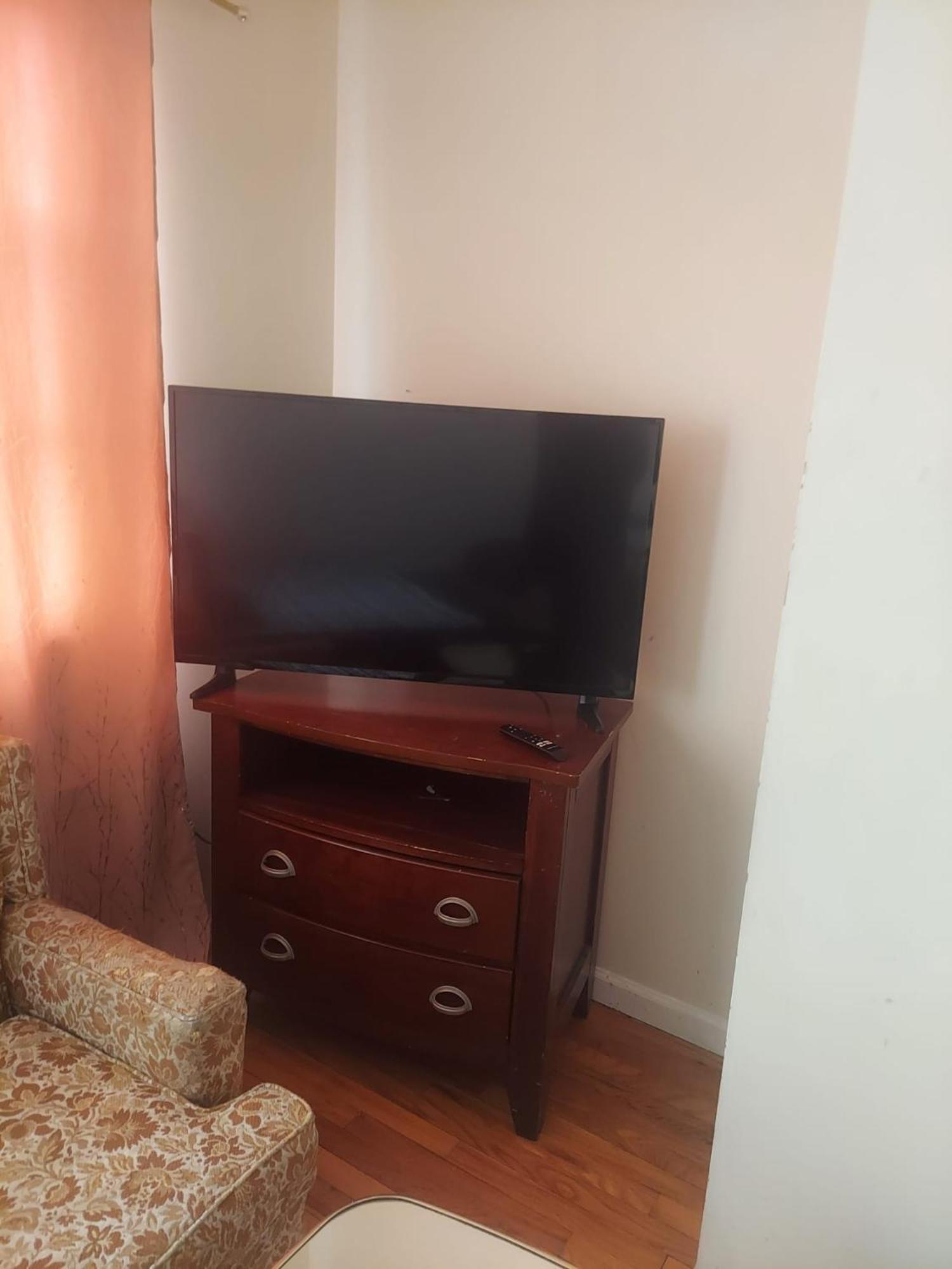 Crystal Room 1 Guest House Near 12Mins To Ewr Airport / Prudential / Njit / Penn Station Newark Extérieur photo